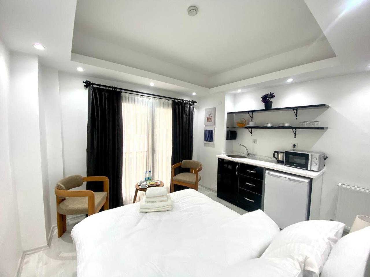 Nostalgia Time Hotel Istanbul Bagian luar foto