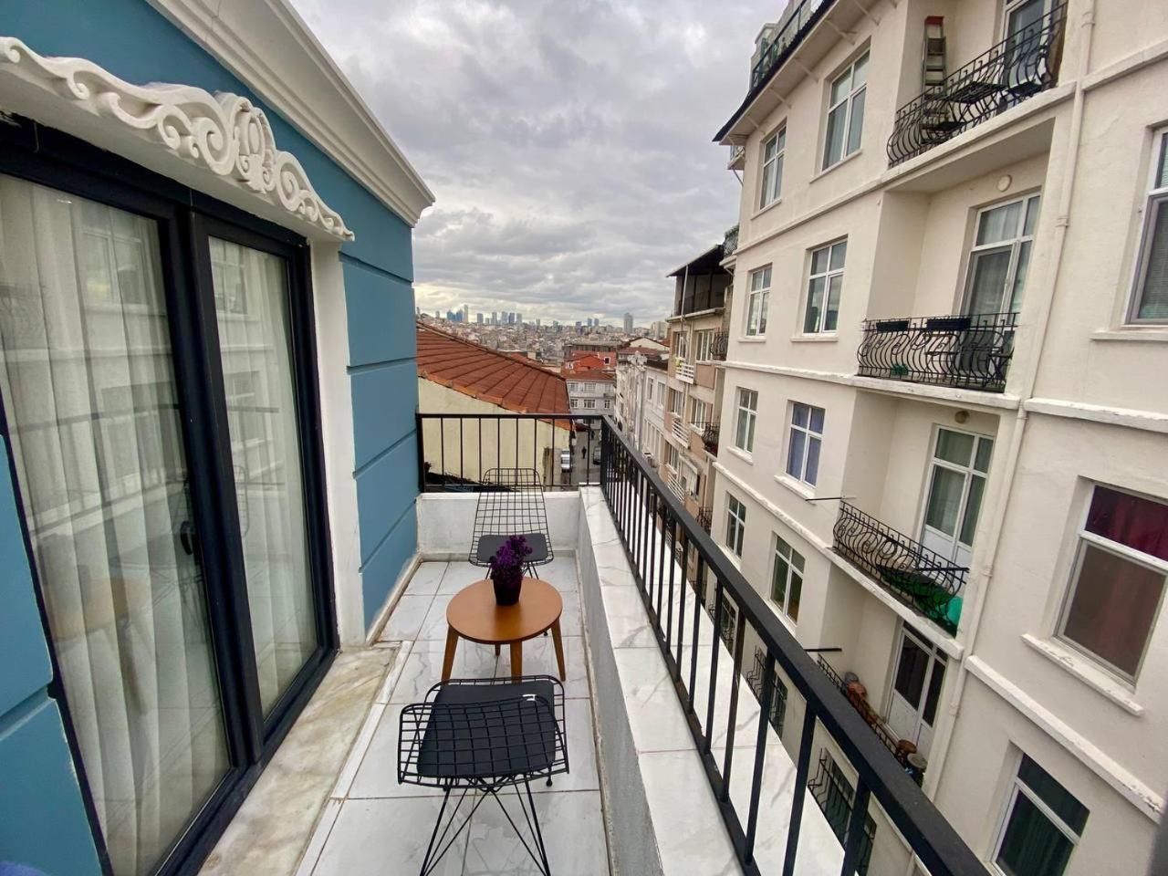 Nostalgia Time Hotel Istanbul Bagian luar foto