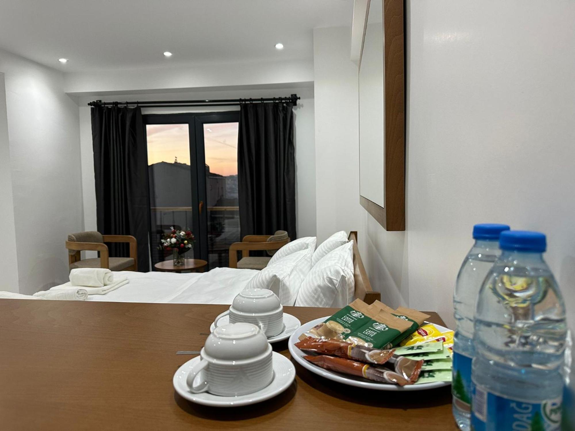 Nostalgia Time Hotel Istanbul Bagian luar foto